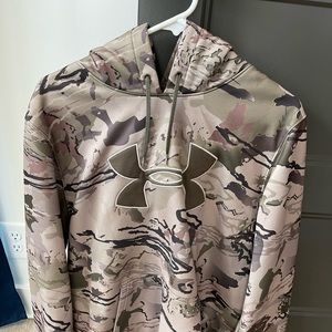 Under Armour Hoodie